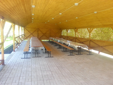 �������4